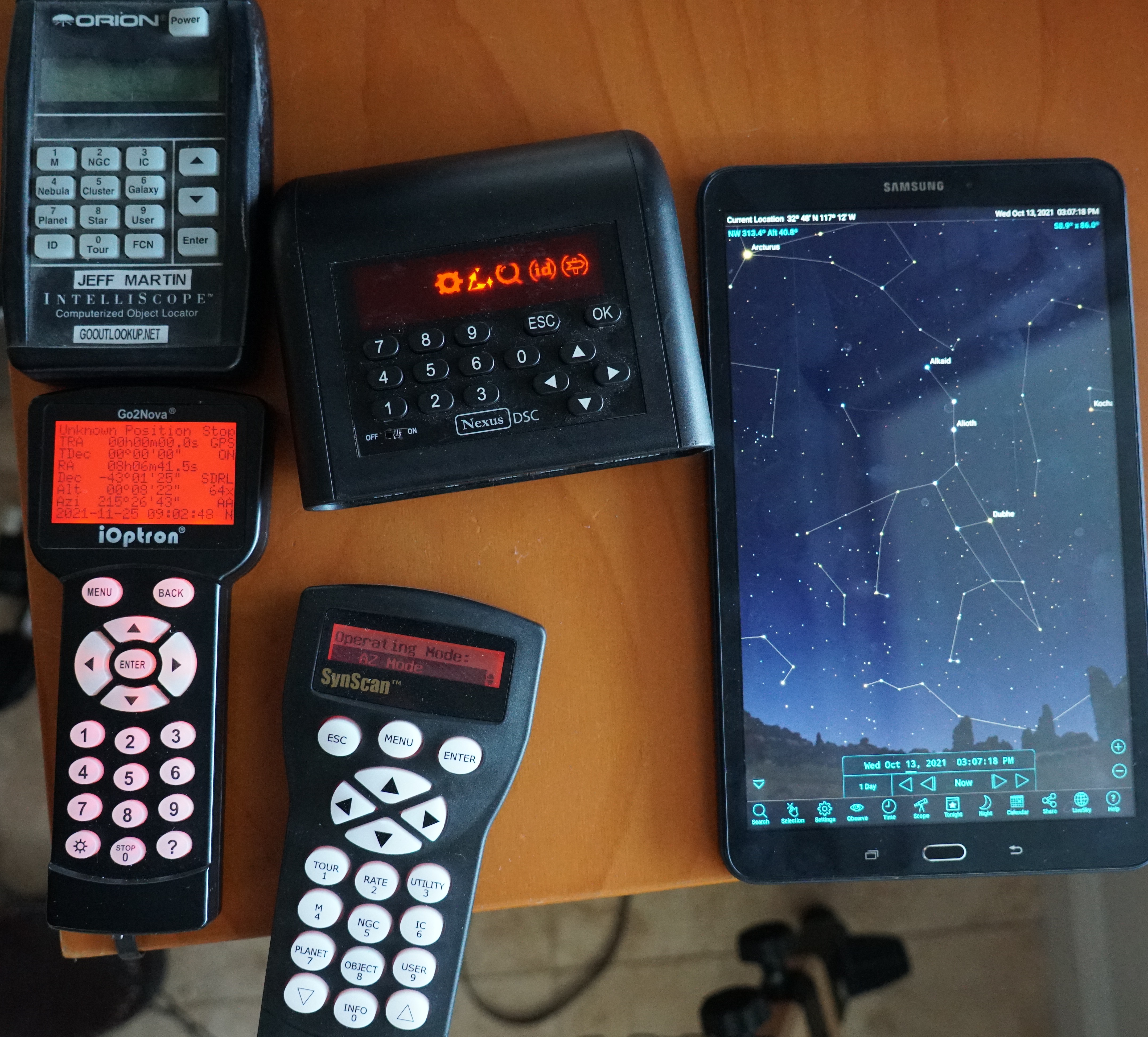 Telescope Hand Controllers and SkySafari Planetarium App